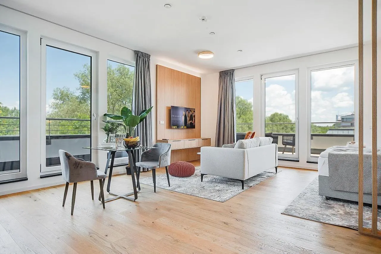 Bright: Rosenheim Aicherpark Aparthotel
