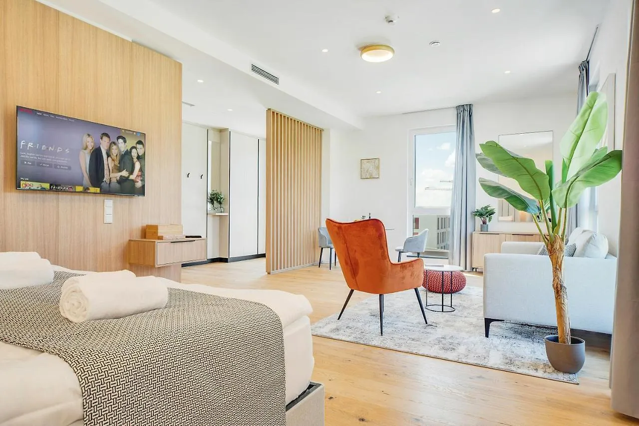 Aparthotel BRIGHT: Rosenheim Aicherpark